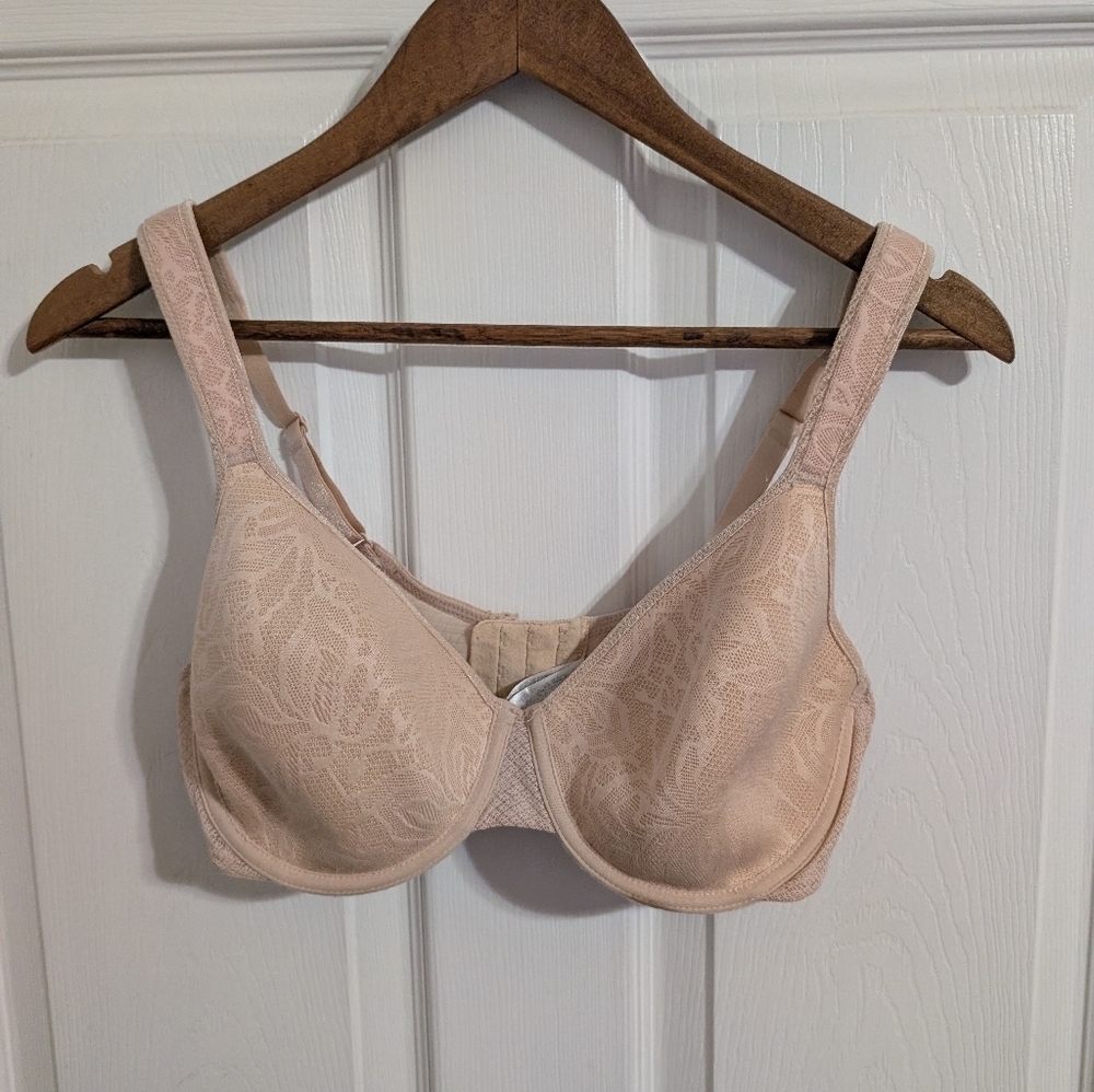 Wacoal Womens Bra Beige Lace Adjustable Size 34D Awareness Contour